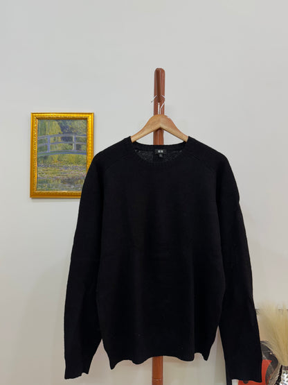 Uniqlo Black  Woollen Knitted Sweater