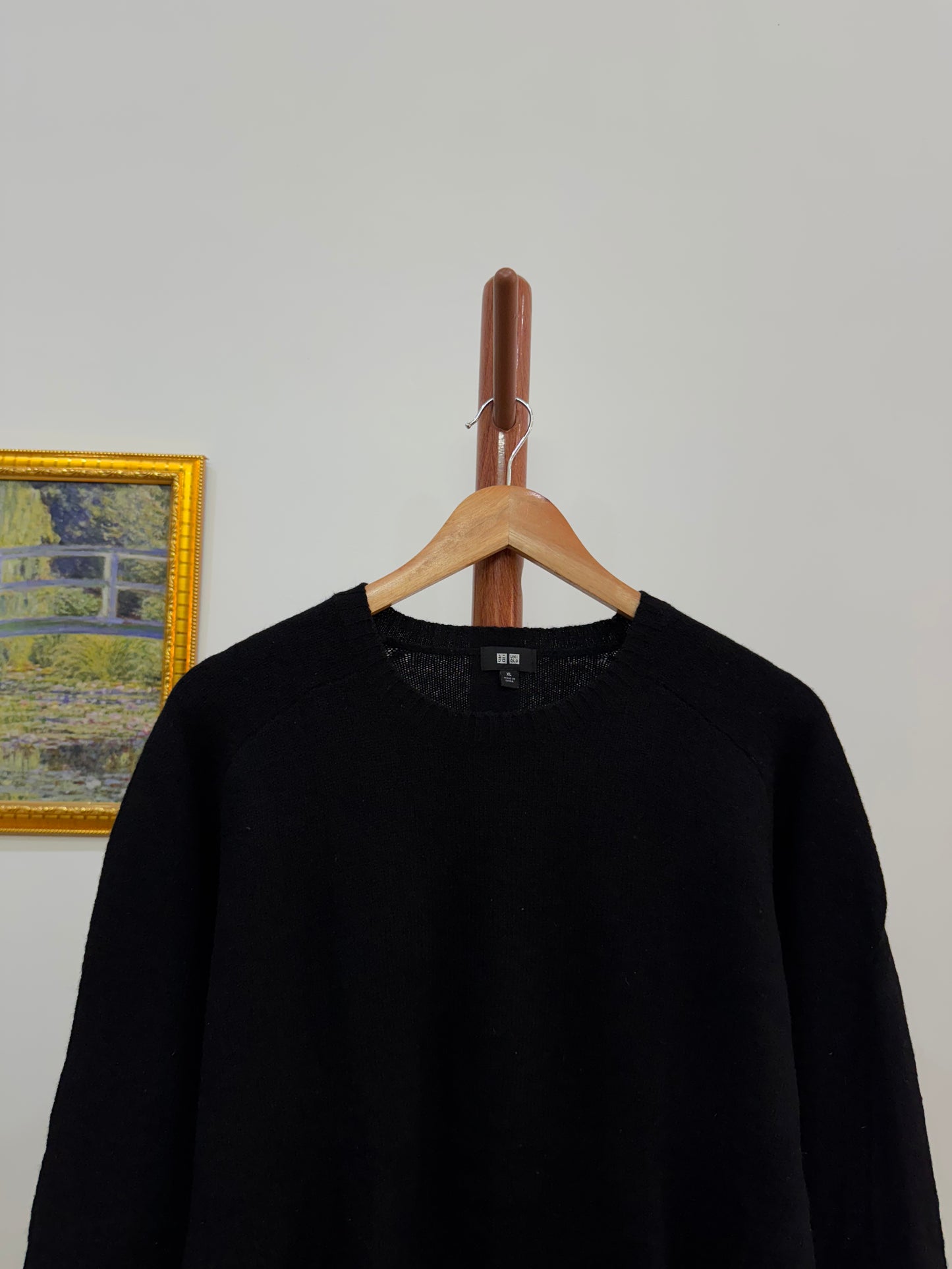 Uniqlo Black  Woollen Knitted Sweater