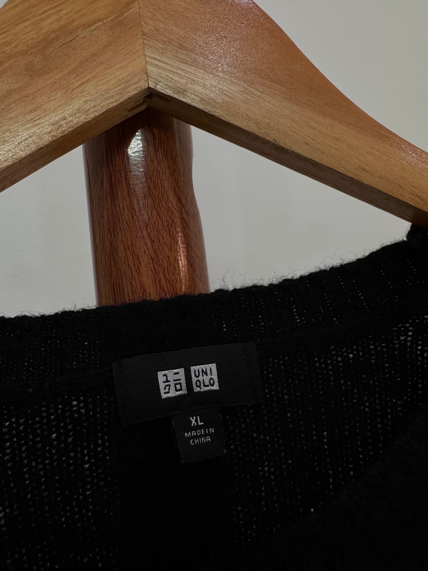 Uniqlo Black  Woollen Knitted Sweater