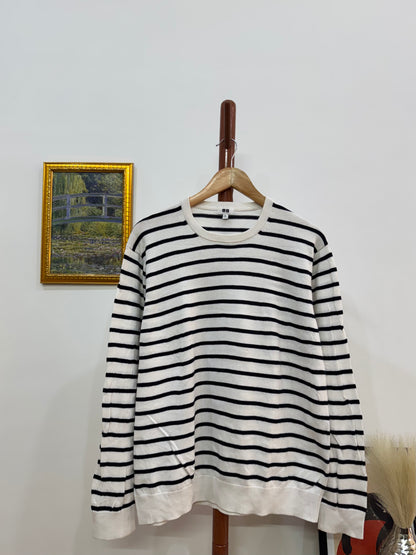 Uniqlo B/w Stripes Sweater