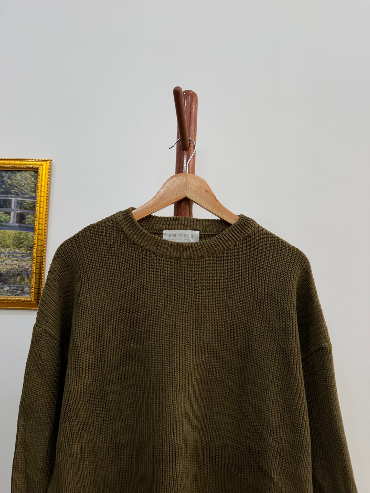 Thick olive green ribbed knitted sweater