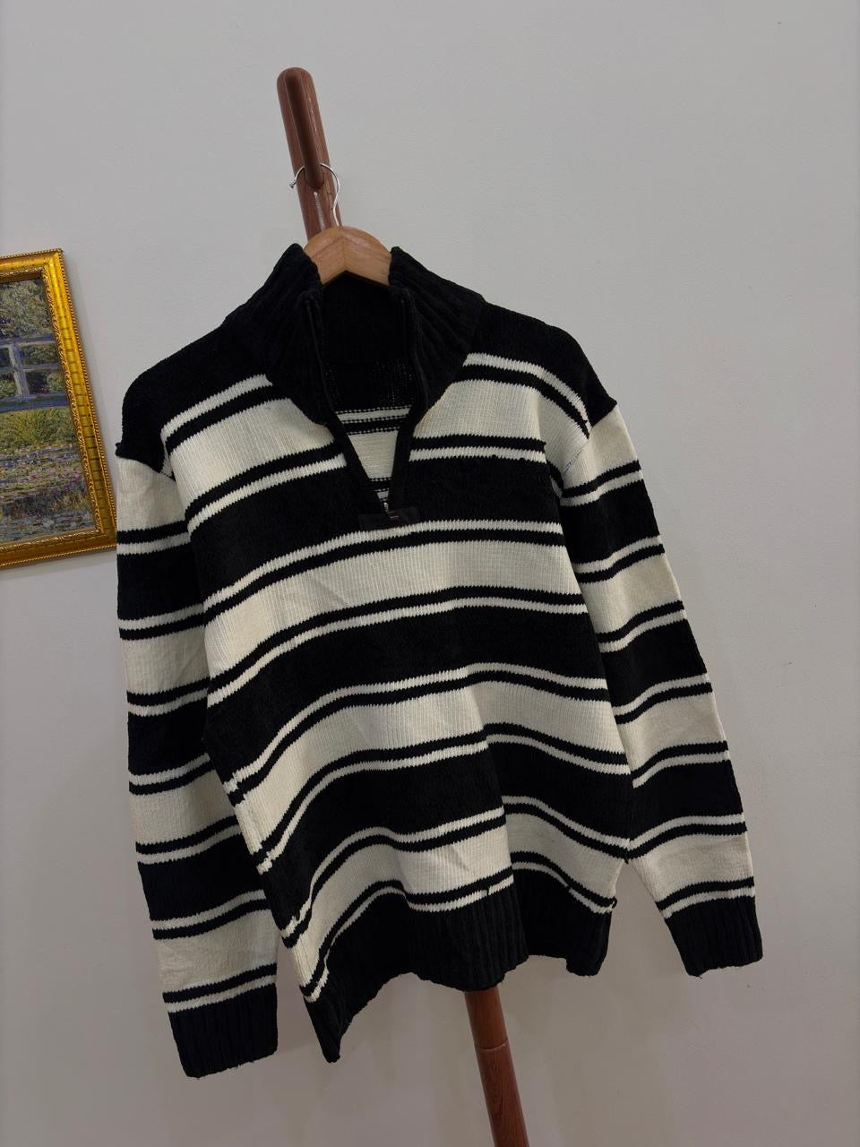B/W Striped Knitted Sweater