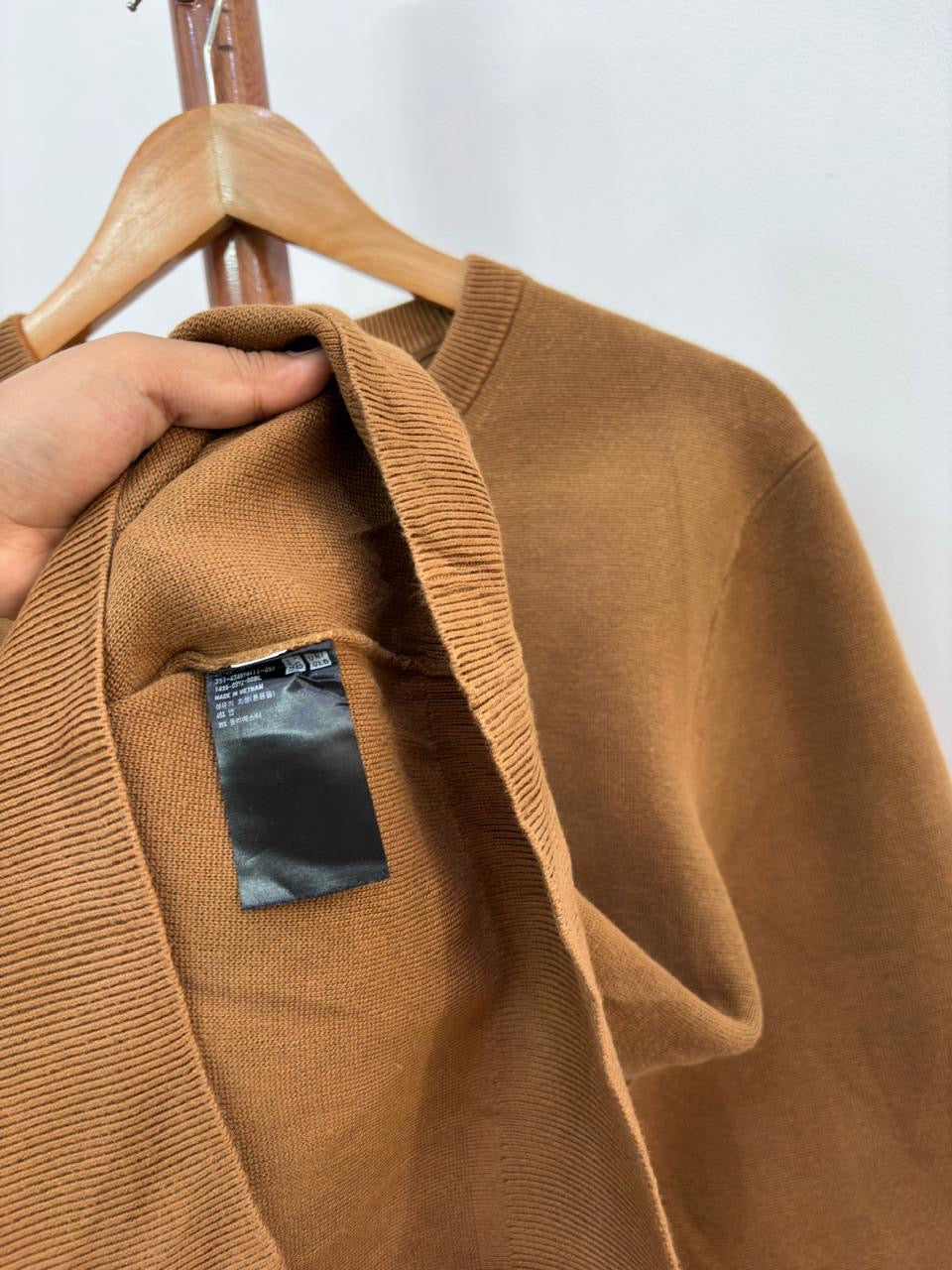 Brown 'Uniqlo' Solid Knitted Sweater